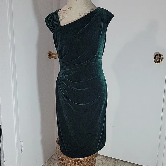 Lauren Ralph Lauren | Dresses | Lauren Ralph Lauren Velvet Dress | Poshmark
